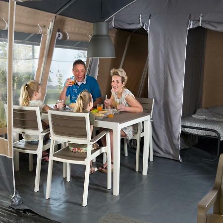 Europe Tents Camping Le Clou Meynard Buitenkant foto